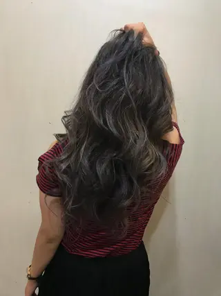 ロング 磧本 祐里恵のヘアスタイル