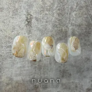 ネイル 名村 優希のネイルデザイン