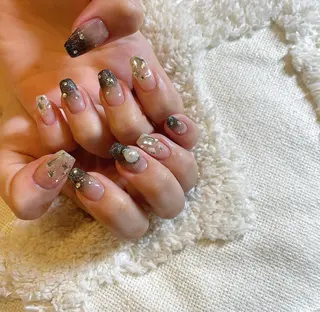 ネイル revia所属・ERI Nailistのネイルデザイン