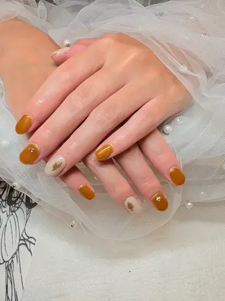 ネイル yiyi ネイルサロンのネイルデザイン