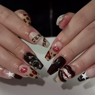 ネイル Sarina ⋆⭒˚ mavieのネイルデザイン