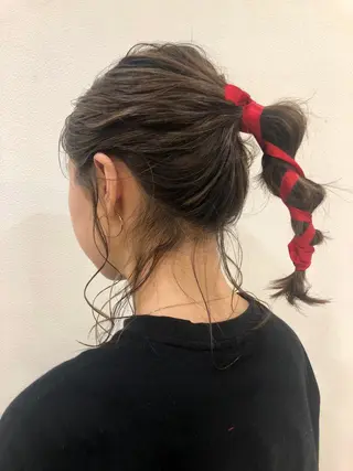 セミロング ヘアアレンジ 内田温子大人女性 ハイライト、ボブのヘアスタイル