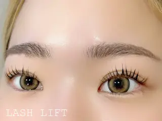 マツエク・マツパ eyelash Fiara by CYAN【フィアラバイシアン】所属・奥本 凜のマツエク・マツパデザイン