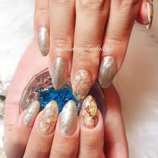 ネイル Farfalla Kieのネイルデザイン