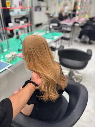 ロング カラー 大人っぽベージュ🤍 当日予約◎ヒロトのヘアスタイル