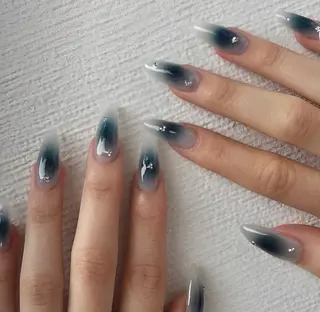 ネイル LEDアイラッシュ ∩_∩アオイのマツエク・マツパデザイン