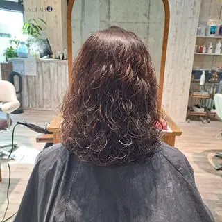 ミディアム パーマ LA・BEAU 赤羽店所属・千葉 優奈のヘアスタイル
