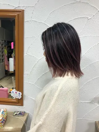 ロング カラー サロントモ所属・小松崎 咲楽のヘアスタイル