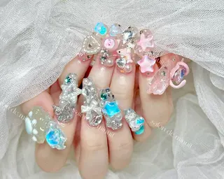 ネイル Momo 🤍のネイルデザイン