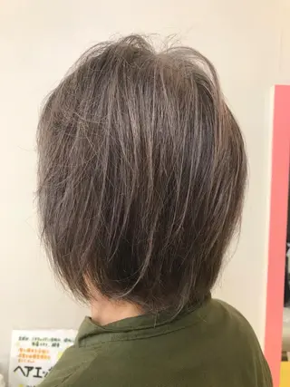 ミディアム 横田 尚登のヘアスタイル
