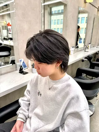 ミディアム パーマ ヘアアレンジ メンズ 顔まわりカット の達人のヘアスタイル