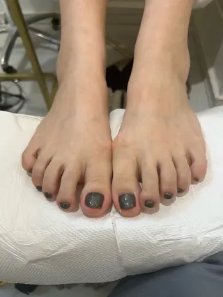 ネイル Raviy新宿店所属・やまだ ななせのネイルデザイン