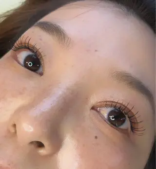 マツエク・マツパ Lily所属・大野 友梨のヘアスタイル