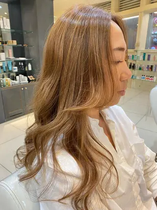 ロング sea's所属・ヒラカホ/矢場町/ ブリーチ/似合わせのヘアスタイル