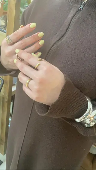 ネイル nailsalon　hue所属・小山 羽奈のネイルデザイン