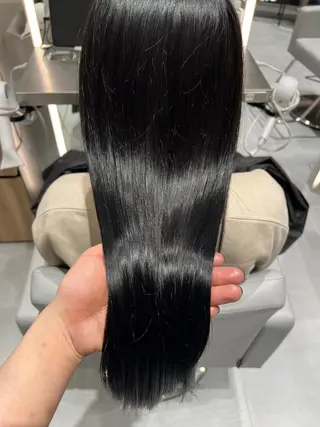 カラー kako　ショート ボブのヘアスタイル