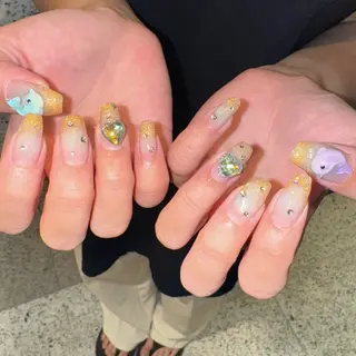 ネイル RIEKO🍒 ワンホン♡推しネイルのネイルデザイン