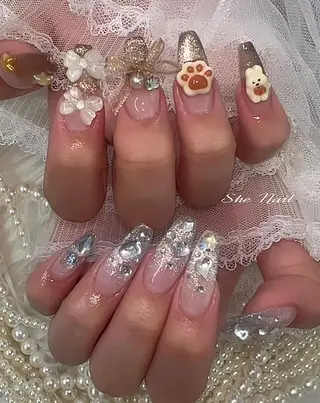 ネイル She   Nail所属・ISA_ BELLAのネイルデザイン