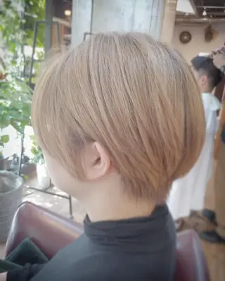 ショート カラー パーマ ヘアアレンジ ペスカ豊崎店　沖縄所属・ショート指名No.1 店長　清水のヘアスタイル