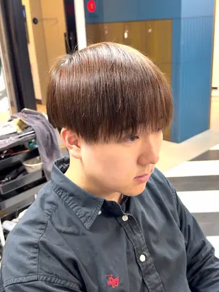 ショート カラー パーマ ヘアアレンジ メンズ 伊藤 陸のヘアスタイル