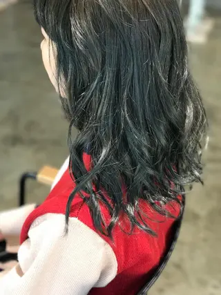 セミロング カラー 🌈ディレクター🌈 徳松優希のヘアスタイル