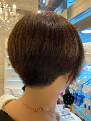 ショート 瀬川 茉衣子のヘアスタイル