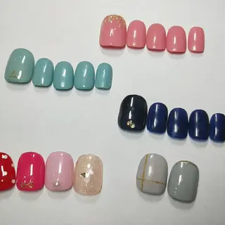 ネイル R'well所属・はばすみれ🎀ﾈｲﾙ 光ﾌｪｲｼｬﾙ ﾍｱのネイルデザイン