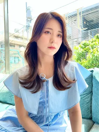 ロング JEWIL SHIBUYAのヘアスタイル