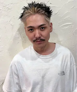 ショート 東 大智のヘアスタイル