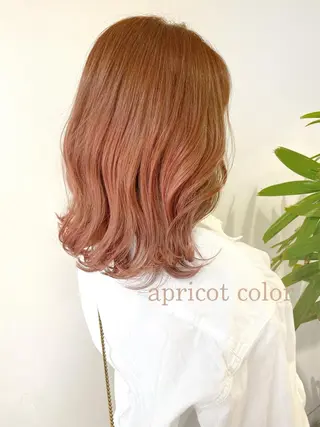 セミロング カラー clomus所属・YUKA艶髪 🌸寛ぎ部屋のヘアスタイル