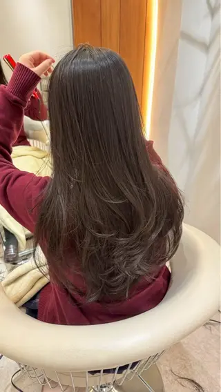 セミロング 渋谷／透明感カラー kuttiのヘアスタイル