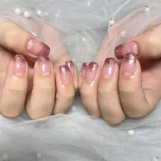 ネイル 🎀藤沢ガーリーネイ ル/長さ出し🎀のネイルデザイン