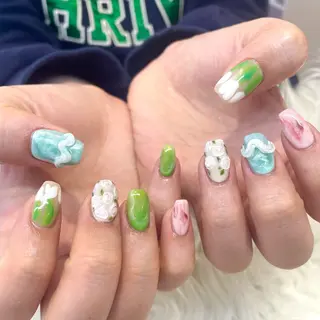 ネイル 新井 ひなののネイルデザイン