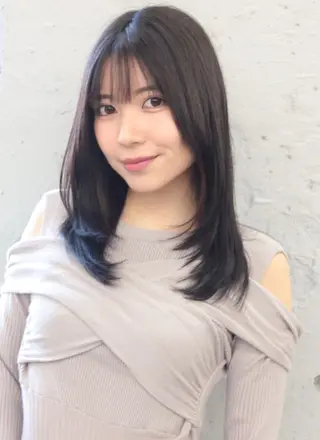 セミロング レイヤーカット 縮毛矯正◽️河野泰貴のヘアスタイル