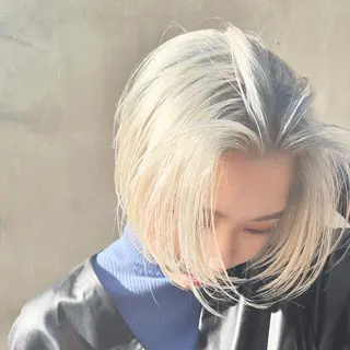 ショート カラー センターパート/ 暖色カラーayuのヘアスタイル