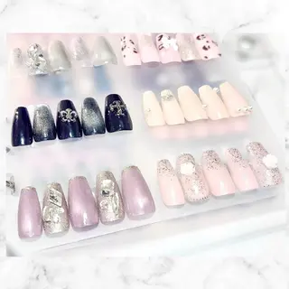 ネイル バストアップサロン LUNAのネイルデザイン