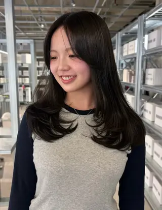 セミロング カラー ダブルカラー/レイヤ ーカット 🤍ゆきなのヘアスタイル