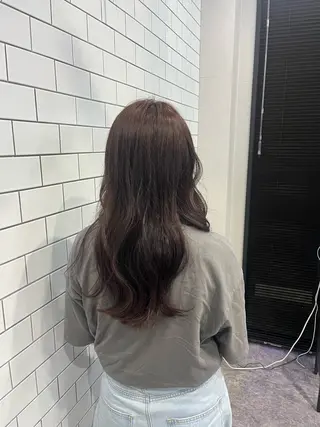 ロング カラー 友滝 真菜美のヘアスタイル