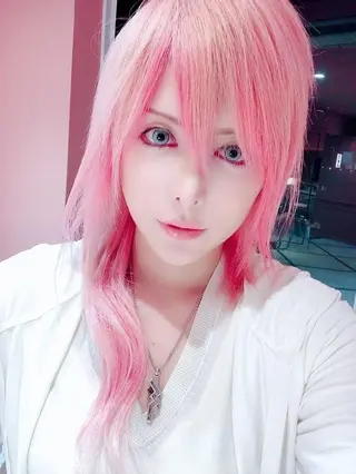 ミディアム ヘアアレンジ ネイル カラー nameless髪質 改善ブリーチ心斎橋のヘアスタイル