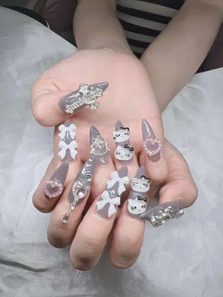 ネイル Lee Nailsのネイルデザイン