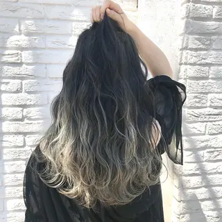 ロング カラー _White広島所属・バレイヤージュ 隅中秀弥のヘアスタイル