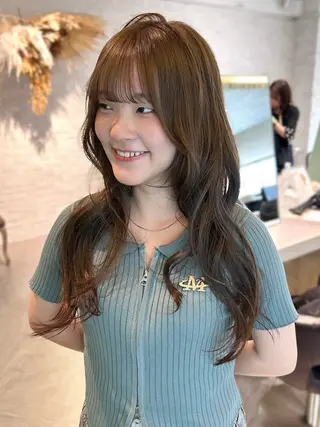 ロング col oodori所属・宮川 あかりのヘアスタイル