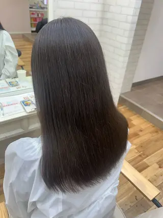 セミロング 透明感カラー/牧内 楓/インナーカラーのヘアスタイル