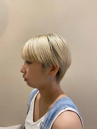 ショート 韓国ヘア/髪質改善/ レイヤー/ブラウンのヘアスタイル