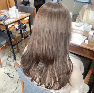 ロング 梅田 /透明感カラー 🤍narumiのヘアスタイル