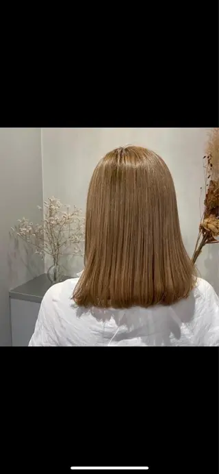 セミロング 瀧澤 友里のヘアスタイル