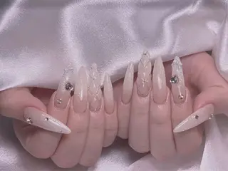 ネイル M2ネイルサロン【長さ出し&フィルイン導入店】所属・長さ出し専門店 RIRIのネイルデザイン