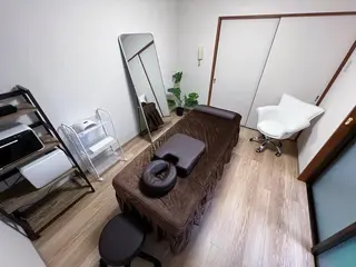 ひざ専門くわじま整体所属・桑島 惠太のエステ・リラクイメージ