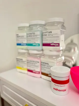 ルサンク所属・坂井 かおりのエステ・リラクイメージ