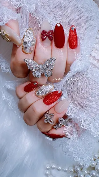 ネイル She   Nail所属・ISA_ BELLAのネイルデザイン